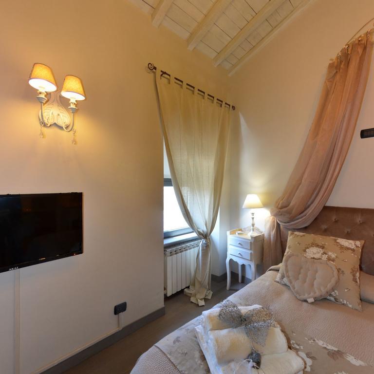Residenza Teodorico Re B&B Viterbo Rum bild